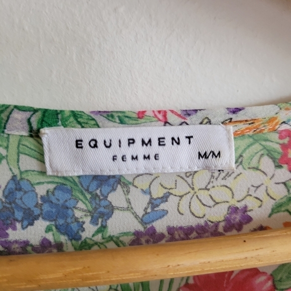 Equipment Femme 100% Silk Sheer Long Sleeve Blouse Floral Contrast Cuff Medium M - Picture 2 of 10